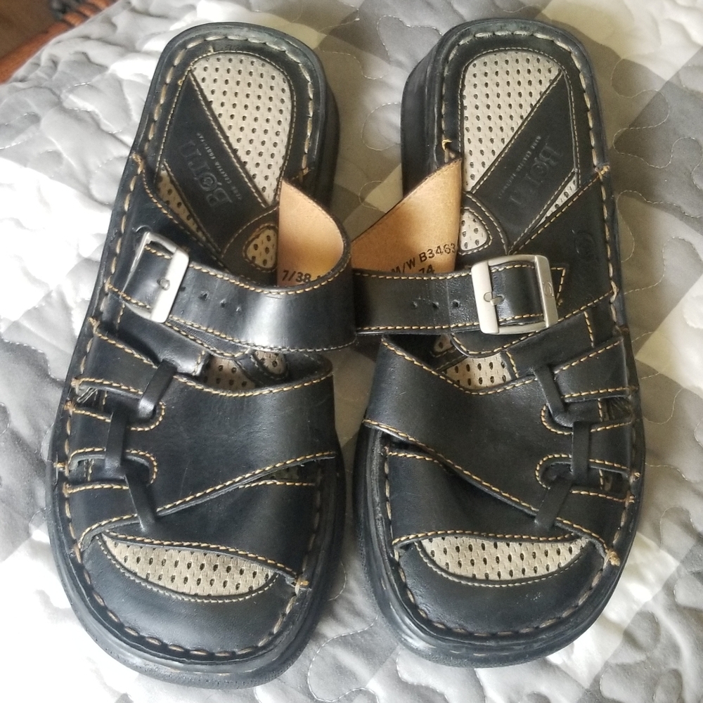 Womens sandals